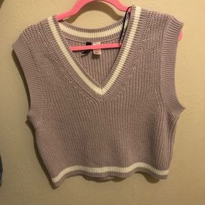 H&M women's knit lilac sweater vest preppy